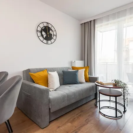 Flatbook - Trimare Z Bilardem I Parkingiem Appartamento *