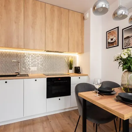 Flatbook - Trimare Z Bilardem I Parkingiem *