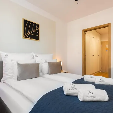 Flatbook - Trimare Z Bilardem I Parkingiem Sztutowo