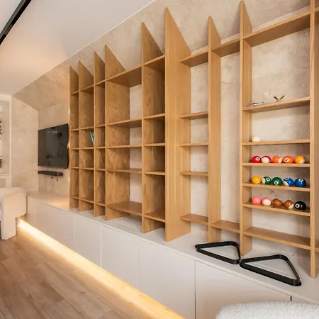 Apartmán Flatbook Trimare Z Basenem, Sauna, Bilardem I Parkingiem *