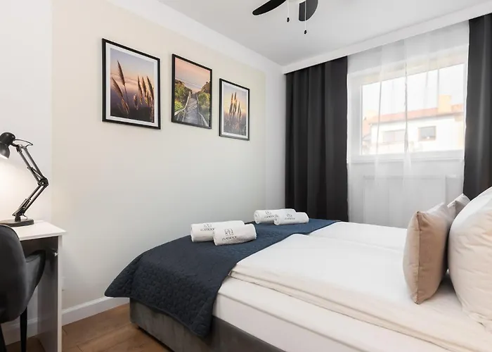 Flatbook - Trimare Z Bilardem I Parkingiem Apartamento