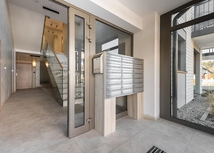 Flatbook - Trimare Z Bilardem I Parkingiem Apartamento *